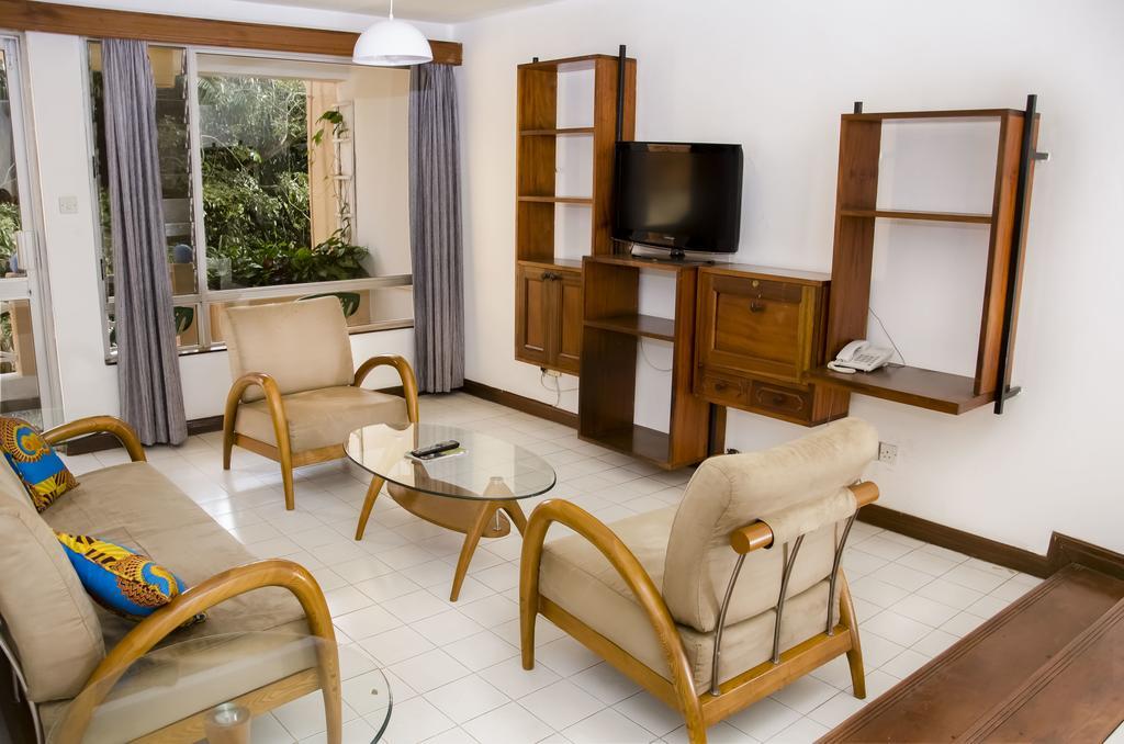 Golf Course Apartments Kampala Luaran gambar